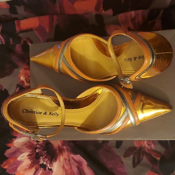 ¡Exclusive! High fashion Christine and Kelly heels - Picture 2 of 4
